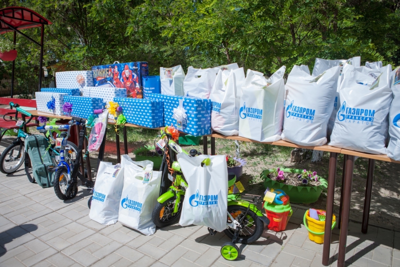 Работники «Газпром трансгаз Саратов» организовали благотворительный праздник к Дню защиты детей