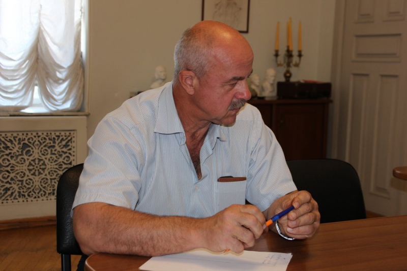 Саратовские общественники хотят запретить пользоваться в школах планшетами и телефонами