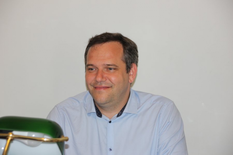 Саратовские общественники хотят запретить пользоваться в школах планшетами и телефонами