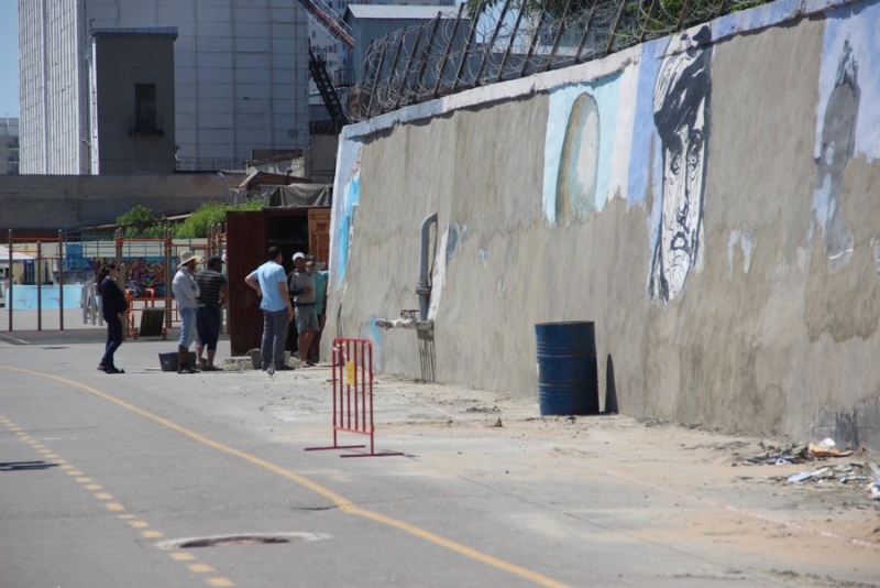 Граффити на саратовской набережной могут замазать к концу июня