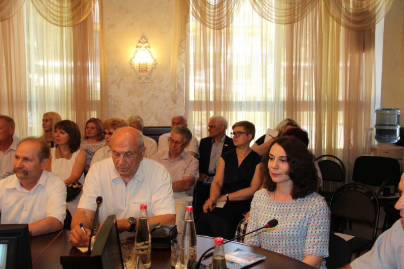 Зампред Верховного суда рассказал в Саратове о грандиозной судебной реформе