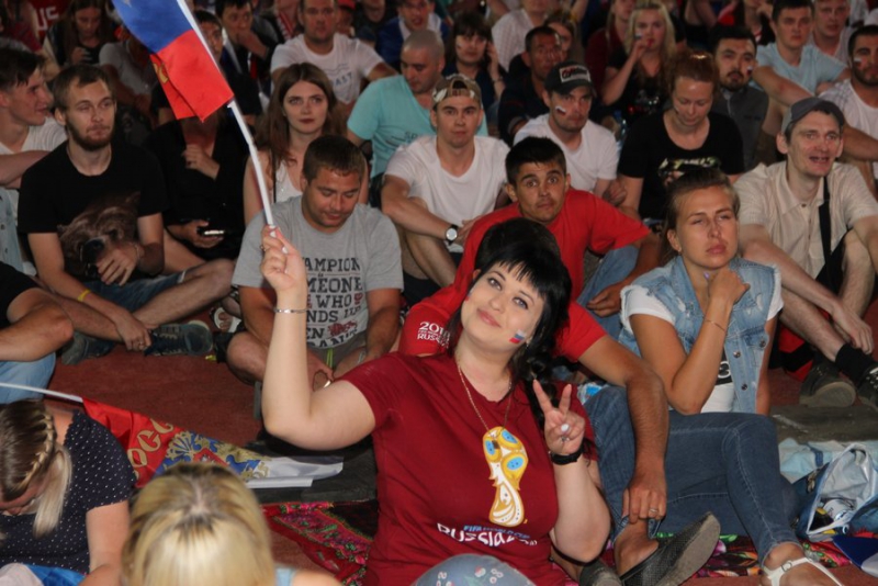 Саратовские фанаты на «Локомотиве» ждут тяжелой победы россиян над хорватами