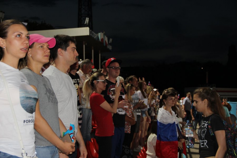 Саратовские фанаты на «Локомотиве» ждут тяжелой победы россиян над хорватами