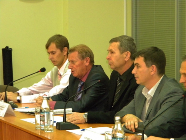 Оппозиционерам продлили время для подписания договора «За честные выборы»