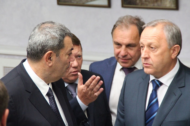 Губернатор добился понимания Путина, считает госдеп Макаров