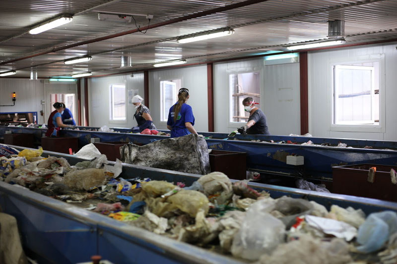 Свыше новых 140 рабочих мест создало АО «Управление отходами» для жителей области в июле