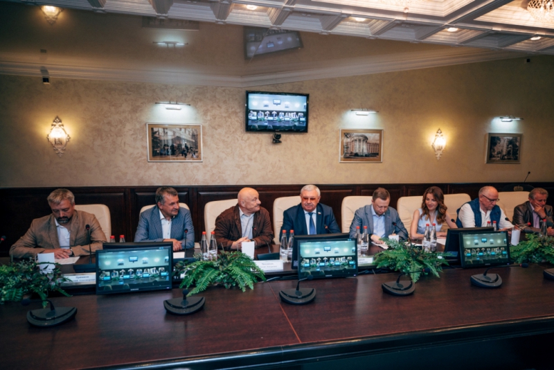 На юбилейный конкурс «Мир права» в СГЮА приехали участники из 76 регионов России