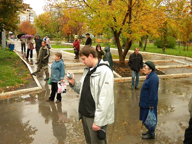Коммунисты провели митинг в сквере Победы