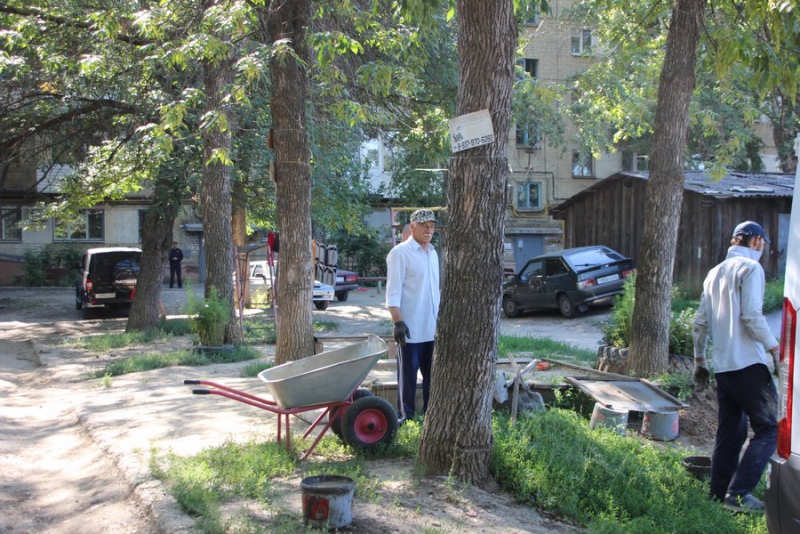 Володин предложил расселить еще один аварийный дом в Елшанке