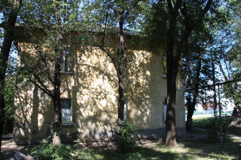 Володин предложил расселить еще один аварийный дом в Елшанке