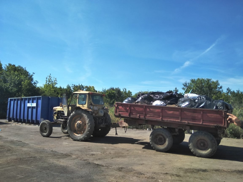 Саратовский филиал АО «Управление отходами» провел генеральную уборку Хвалынска