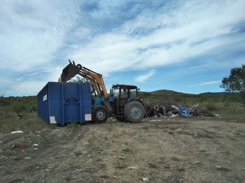 Саратовский филиал АО «Управление отходами» провел генеральную уборку Хвалынска