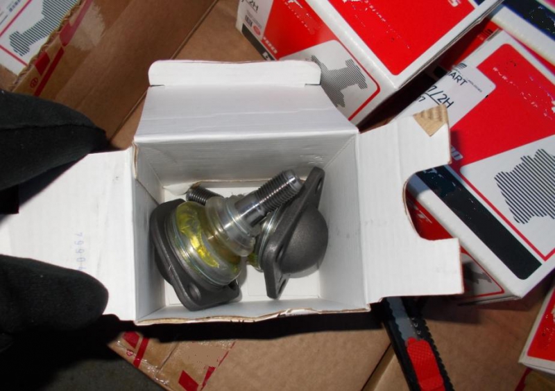 В Саратов ввезли 40 тысяч автозапчастей с документами от фирмы-призрака