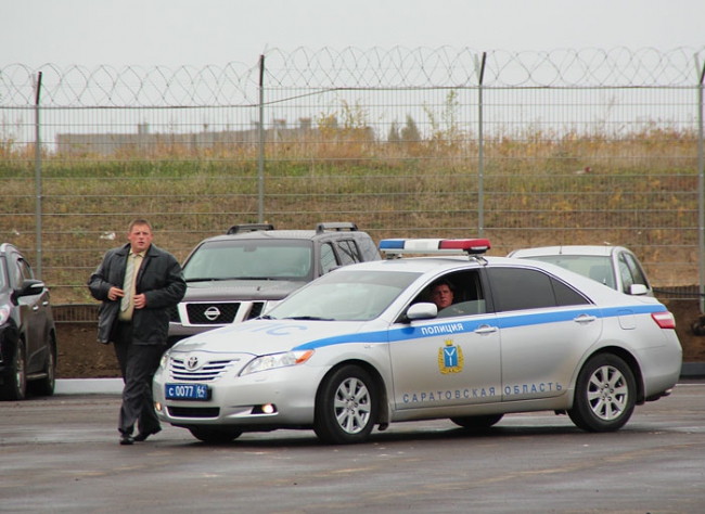 Валерий Радаев поприветствовал производство кровельной черепицы