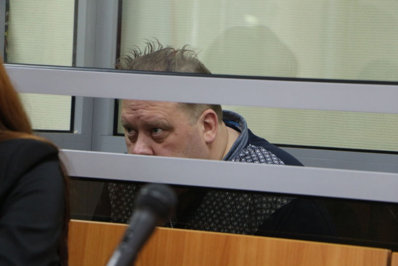 Задержанный при получении денег чиновник Саратова попросил краткие прогулки