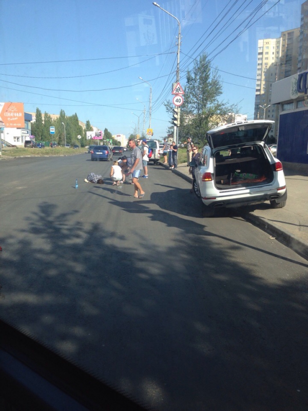 В Солнечном лихач на «Киа Рио» сбил женщину на переходе и скрылся