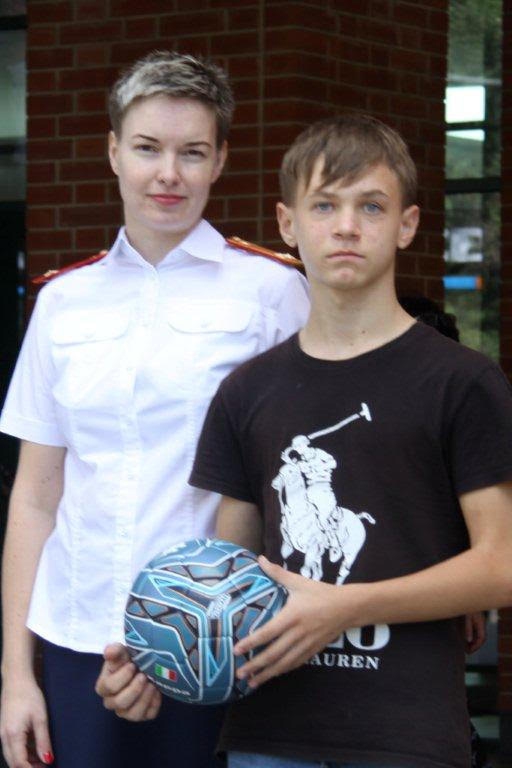 У мальчика погибли родные в ДТП и на пожаре. СУ СКР взяло над ним шефство