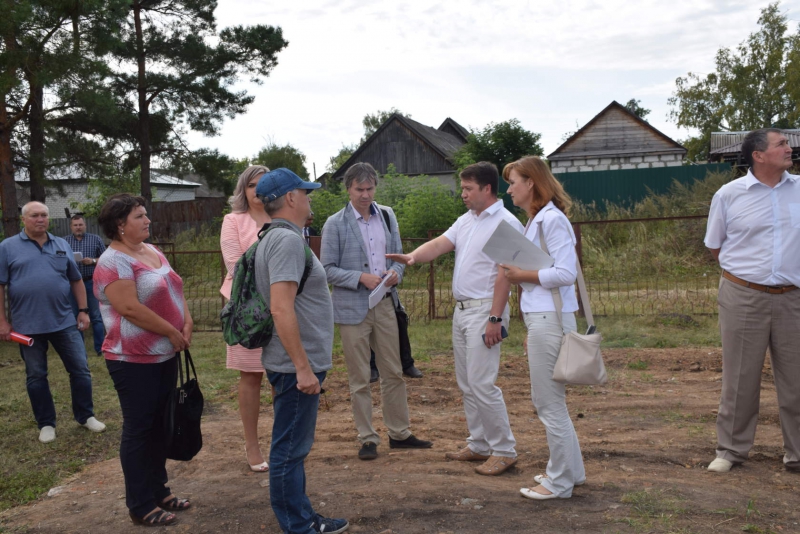В петровском селе спасли от закрытия школу и детский сад
