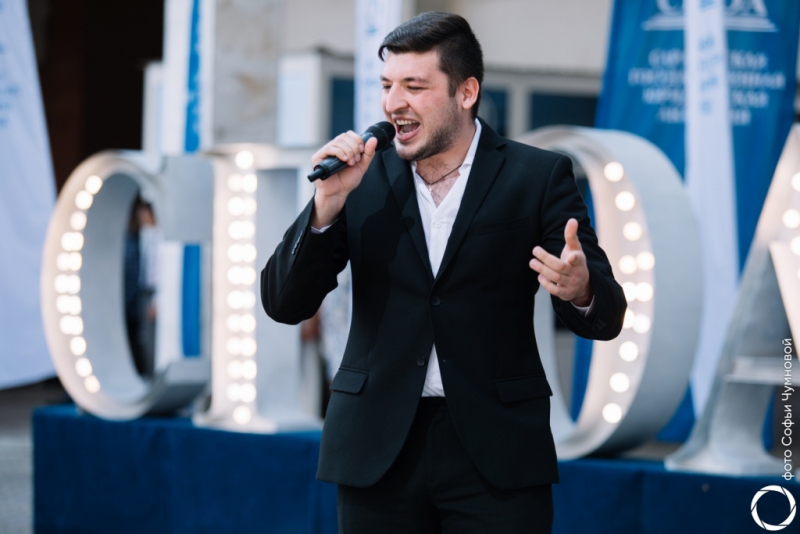 Более 5 000 первокурсников встретили День знаний в СГЮА