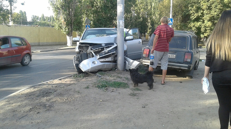 На Зарубина бабушка за рулем «Сузуки» пострадала из-за автоледи на «Хендэ»
