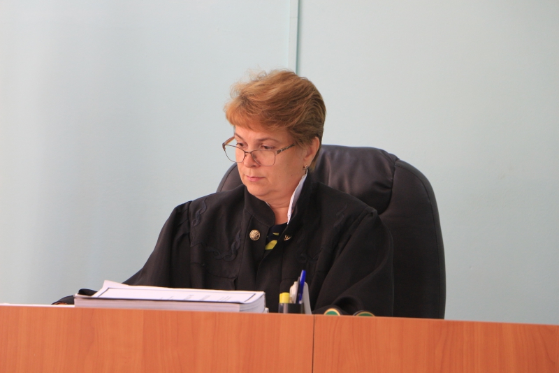 Защитник начальника собственной безопасности ГУ МВД заявил отвод судье