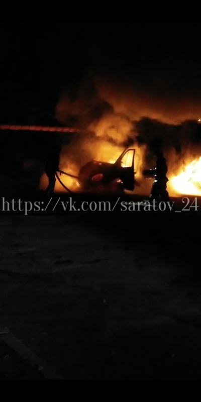 Возле сквера Победы сгорел грузовик. Владелец заявил о поджоге