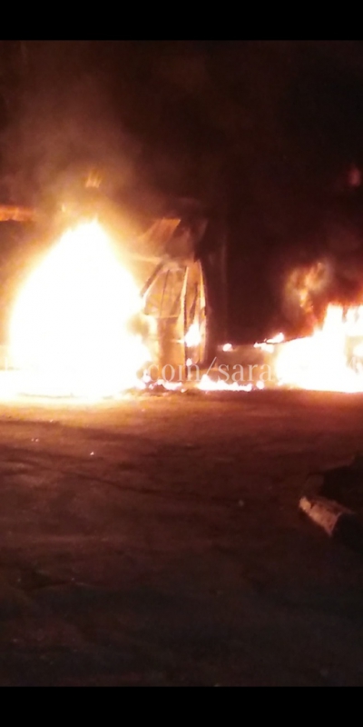 Возле сквера Победы сгорел грузовик. Владелец заявил о поджоге