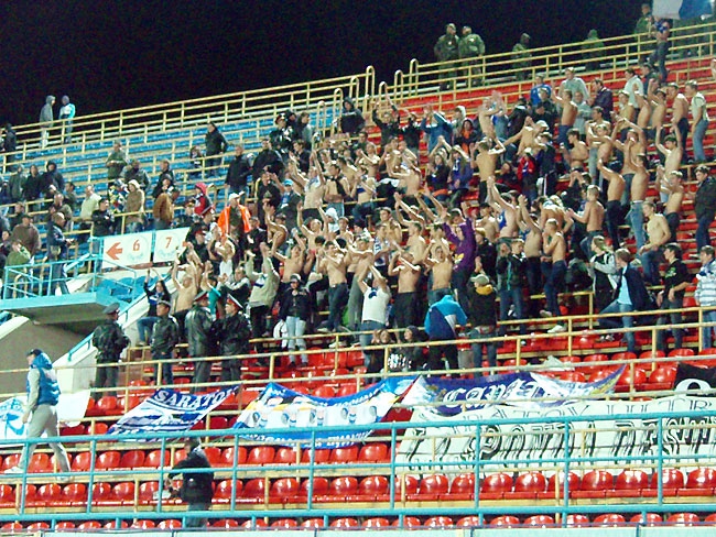 Лидер футбольных фанатов предложил прекратить вражду Саратова и Воронежа