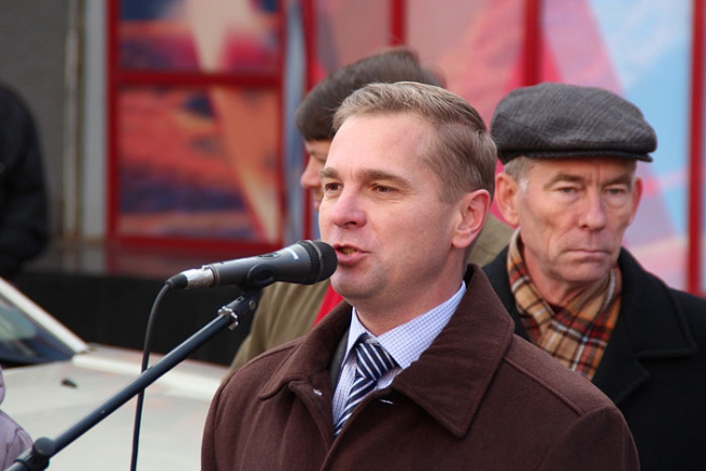 На митинге КПРФ в Саратове заявили о «встающем Сталине»