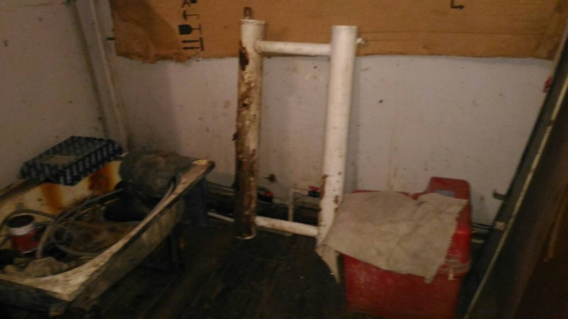 Погорелец из дома на Аткарской: Власти предлагают нам квартиры, где невозможно жить