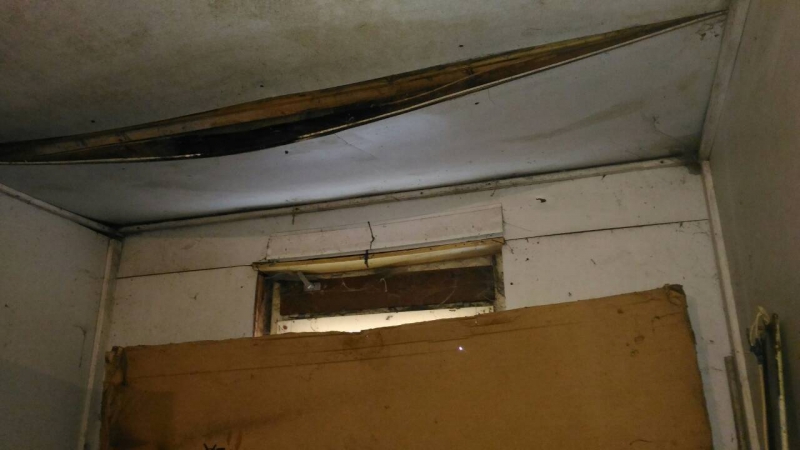 Погорелец из дома на Аткарской: Власти предлагают нам квартиры, где невозможно жить