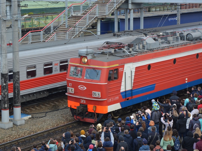 Динамическую выставку локомотивов посетили более 1 тысячу саратовцев