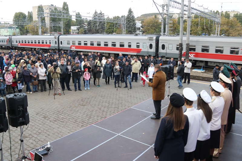 Динамическую выставку локомотивов посетили более 1 тысячу саратовцев