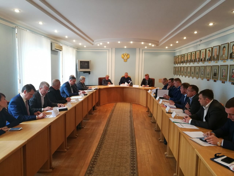 Регоператор обратился в прокуратуру Саратовской области с заявлением по фактам нелегального вывоза