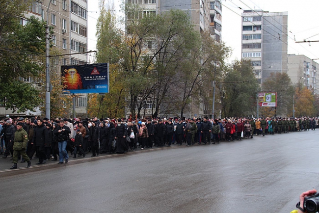 Центральные улицы Саратова перекрыли из-за крестного хода