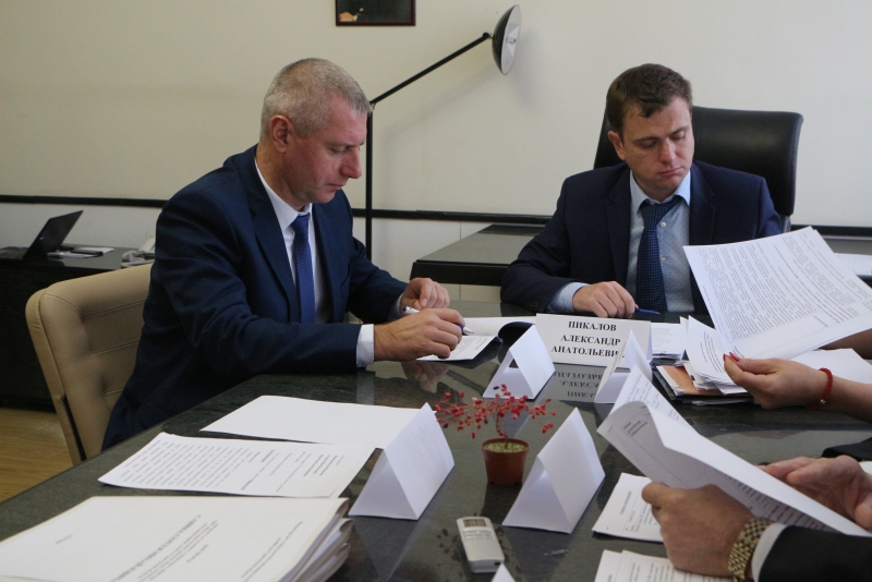 За пост руководителя Фонда капремонта поборются бизнесмены и бывший глава района