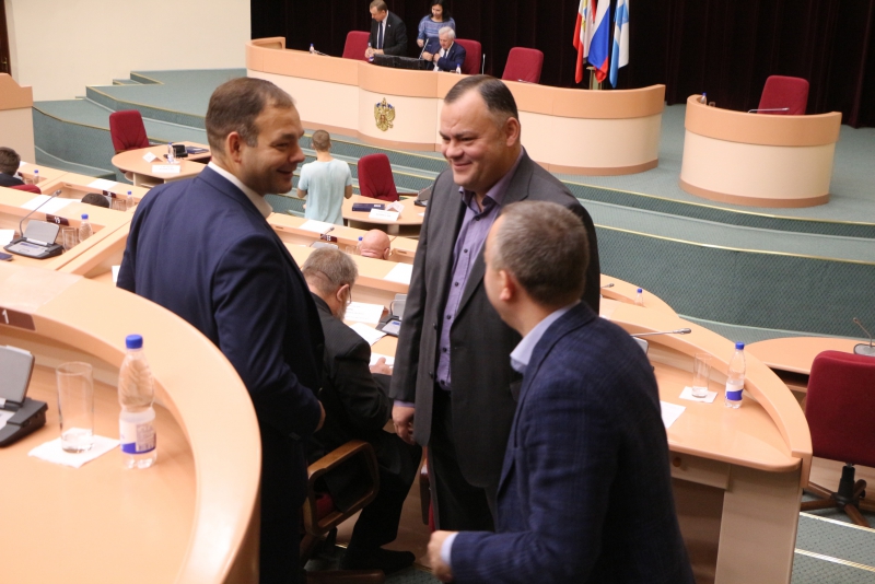 Обсудим передача. Обсуждения надпись. Киселев россия 24. Скобеева передача 60. Обсудим передача.