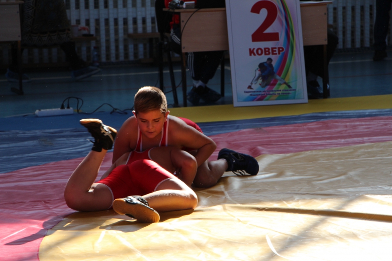 В Базарном Карабулаке шла борьба между школьниками из Саратовской области и пяти регионов России