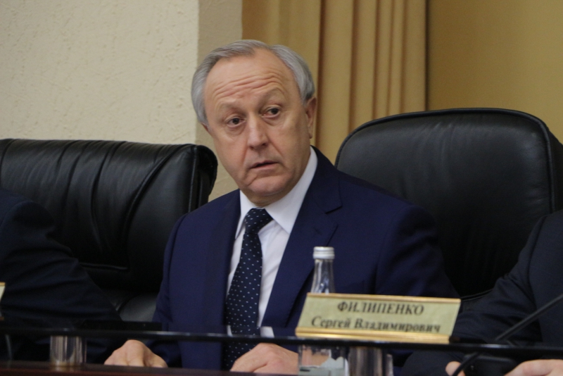 В Саратове обманутый дольщик привел к сенатору Аренину «человека с деньгами»