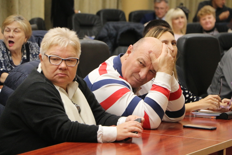 В Саратове обманутый дольщик привел к сенатору Аренину «человека с деньгами»