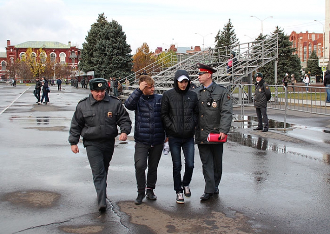 На митинге КПРФ власть призвали не вытирать ноги о народ