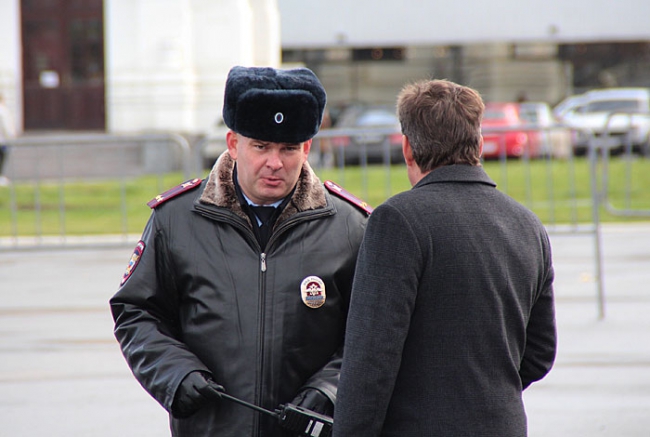 На митинге КПРФ власть призвали не вытирать ноги о народ