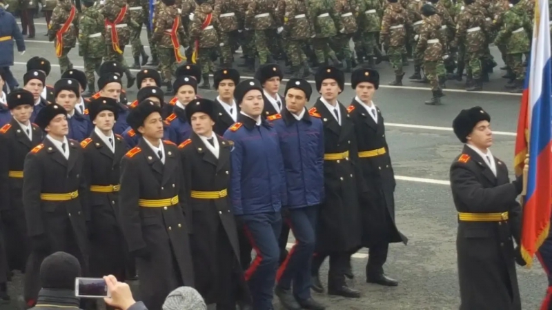 Спикер Иван Кузьмин посетил Парад Памяти в Самаре