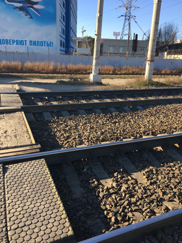 На «Площади Ленина» локомотив насмерть сбил пенсионерку