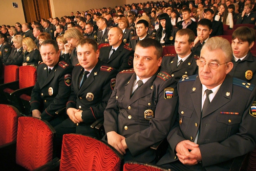 Саратовские полицейские отметили профессиональный праздник