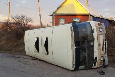 Госавтоинспекция внепланово проверит «Сады Придонья» после ДТП с опрокинувшимся автобусом