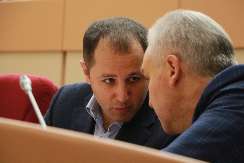 В Саратове оппозиция раскритиковала проект областного бюджета – в ответ им процитировали Штирлица