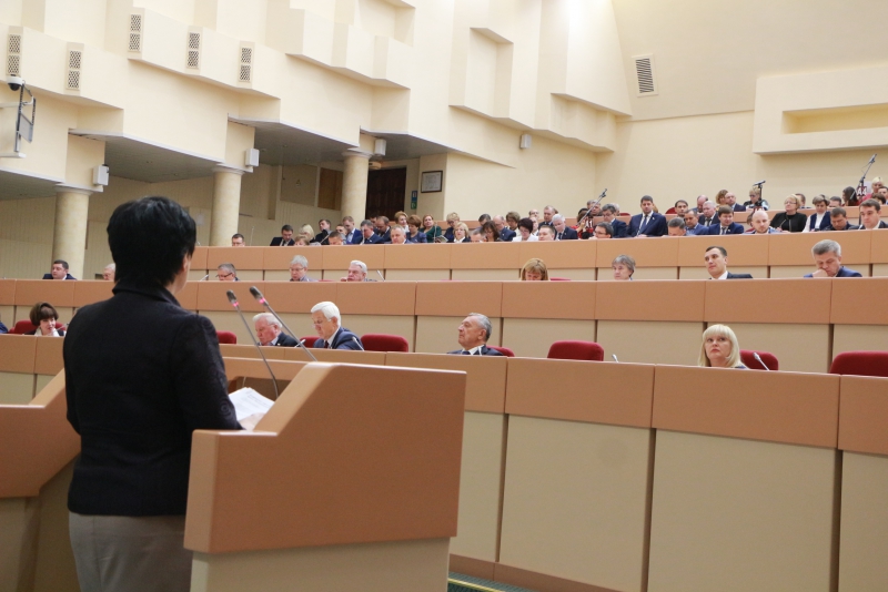 В Саратове оппозиция раскритиковала проект областного бюджета – в ответ им процитировали Штирлица