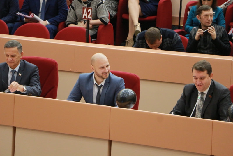 В Саратове оппозиция раскритиковала проект областного бюджета – в ответ им процитировали Штирлица