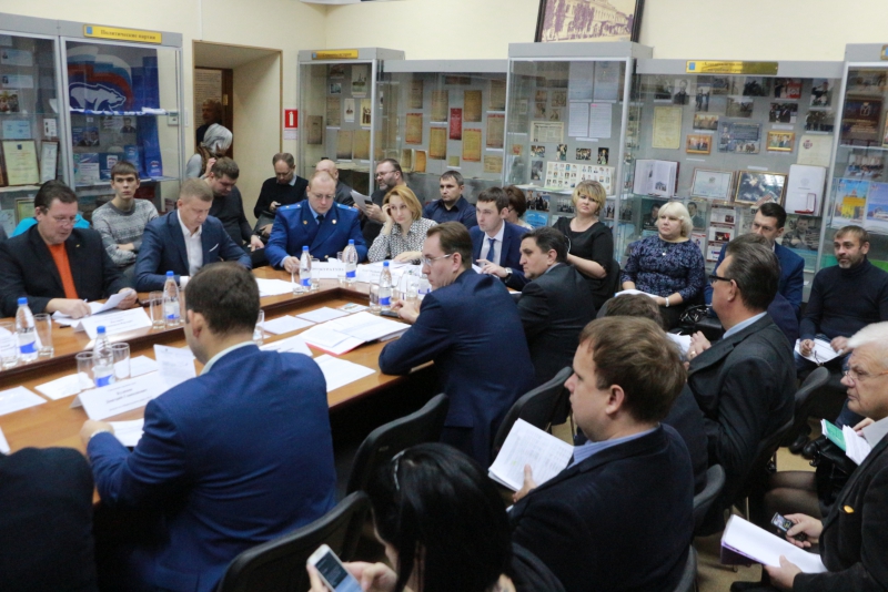 На уличное освещение Саратову нужно найти миллиард рублей